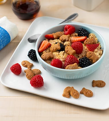 Image of berry good oatmeal made with goldfish® grahams baked with whole grain – french toast