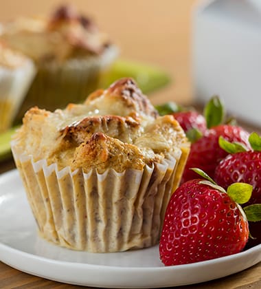 chicken breakfast casserole muffins made with campbell’s® healthy request® cream of chicken soup