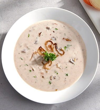 CREAMY MUSHROOM, ROASTED GARLIC AND ONION SOUP