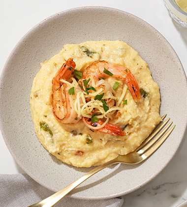 SHRIMP & CHEESE GRITS