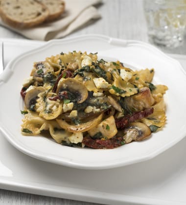 BAKED FETA CHEESE AND CHICKEN BOWTIE PASTA MADE WITH CAMPBELLS® HEALTHY REQUEST® CONDENSED CREAM OF