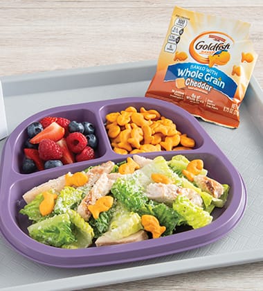 SCHOOL OF GREENS MADE WITH GOLDFISH® MADE WITH WHOLE GRAIN CHEDDAR