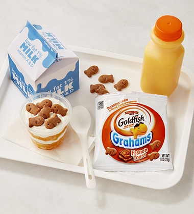 JUST PEACHY FRENCH TOAST PARFAIT GOLDFISH® GRAHAMS BAKED WITH WHOLE GRAIN FRENCH TOAST