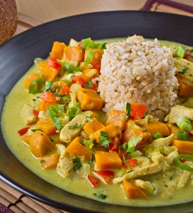 THAI GREEN CURRY STEW MADE WITH CAMPBELL’S RESERVE THAI GREEN CURRY SAUCE