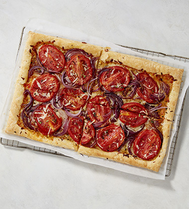 roasted tomato and onion tart featured image